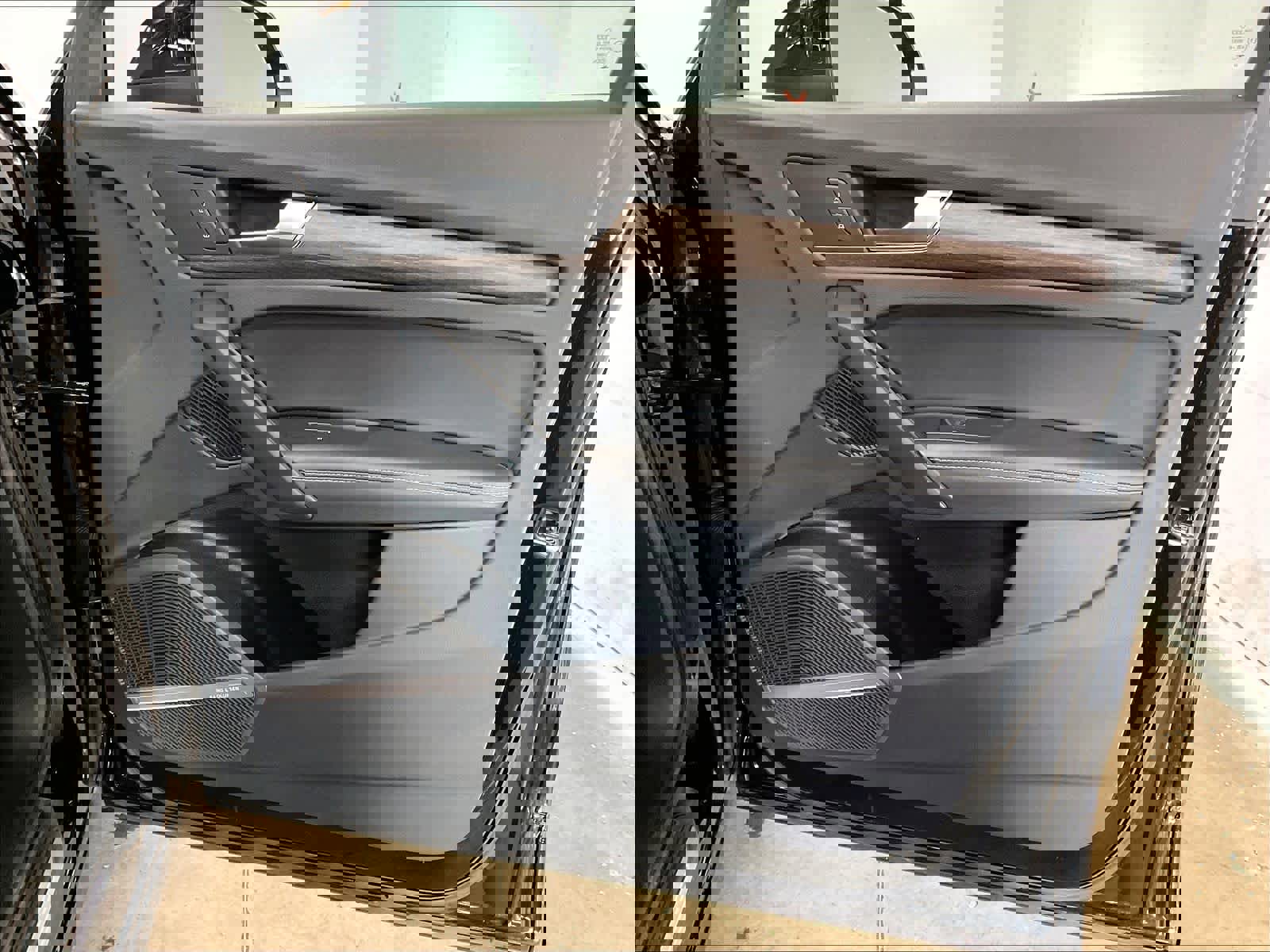 Used 2023 Audi Q5 2.0T Premium Plus w/ Premium Plus Package image 23