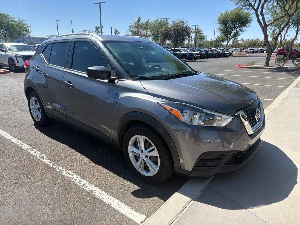 Certified 2018 Nissan Kicks S FWD image 3