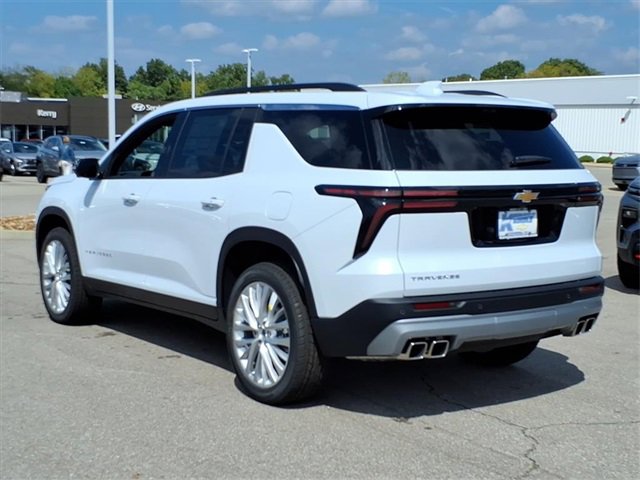 New 2026 Chevrolet Traverse LT w/ Driver Confidence Package image 5