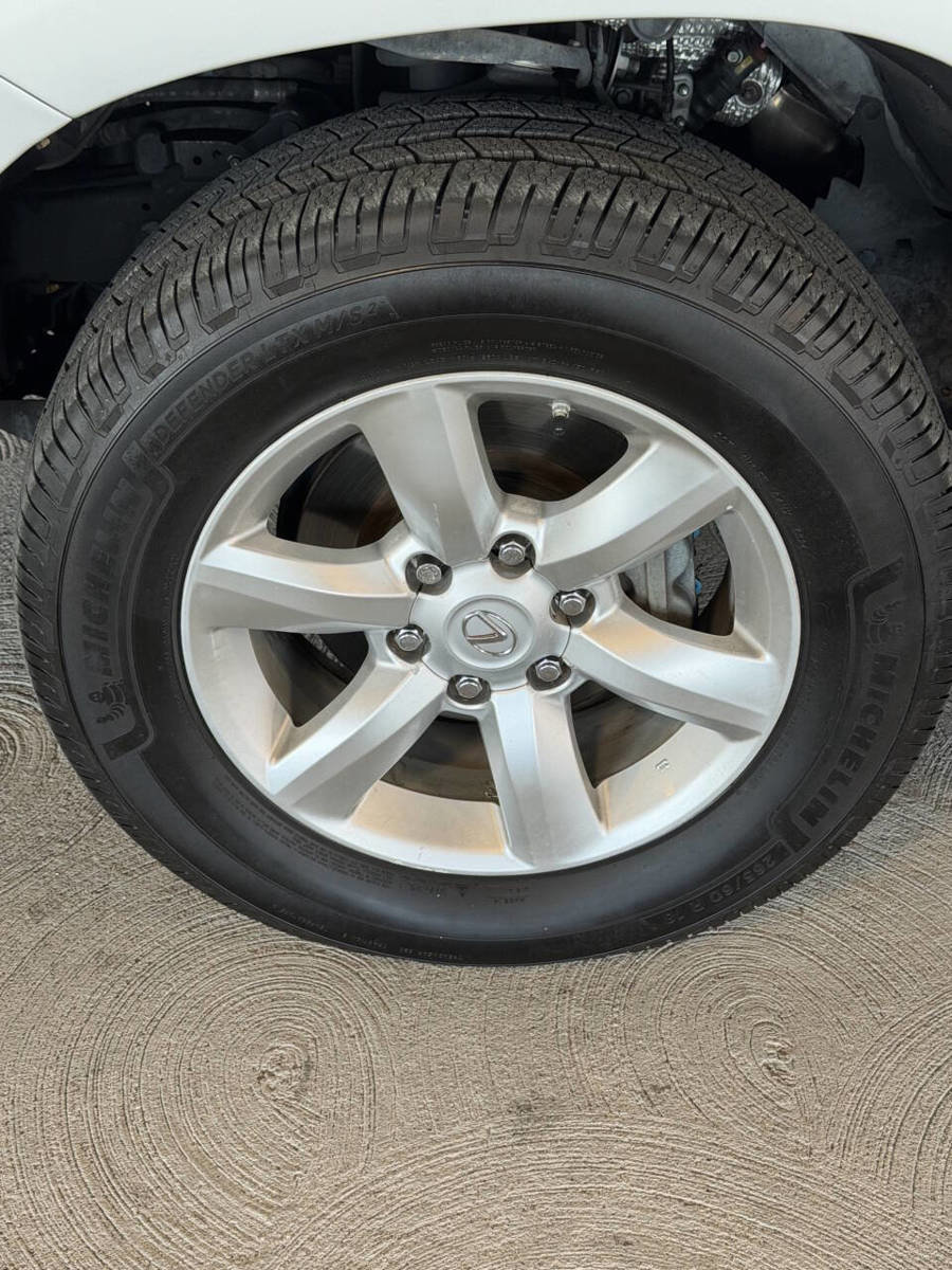 Used 2012 Lexus GX 460 image 11