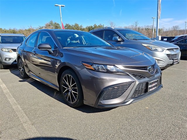 Certified 2023 Toyota Camry SE image 3