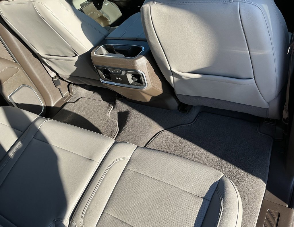 Used 2024 GMC Sierra 3500 SLT w/ SLT Convenience Package image 38