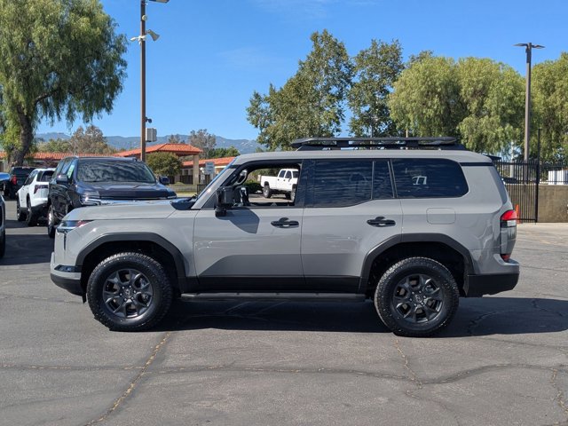 Used 2024 Lexus GX 550 AWD/4WD image 9