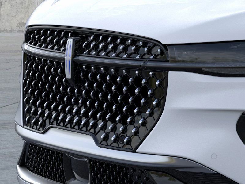 New 2026 Lincoln Nautilus Reserve image 18