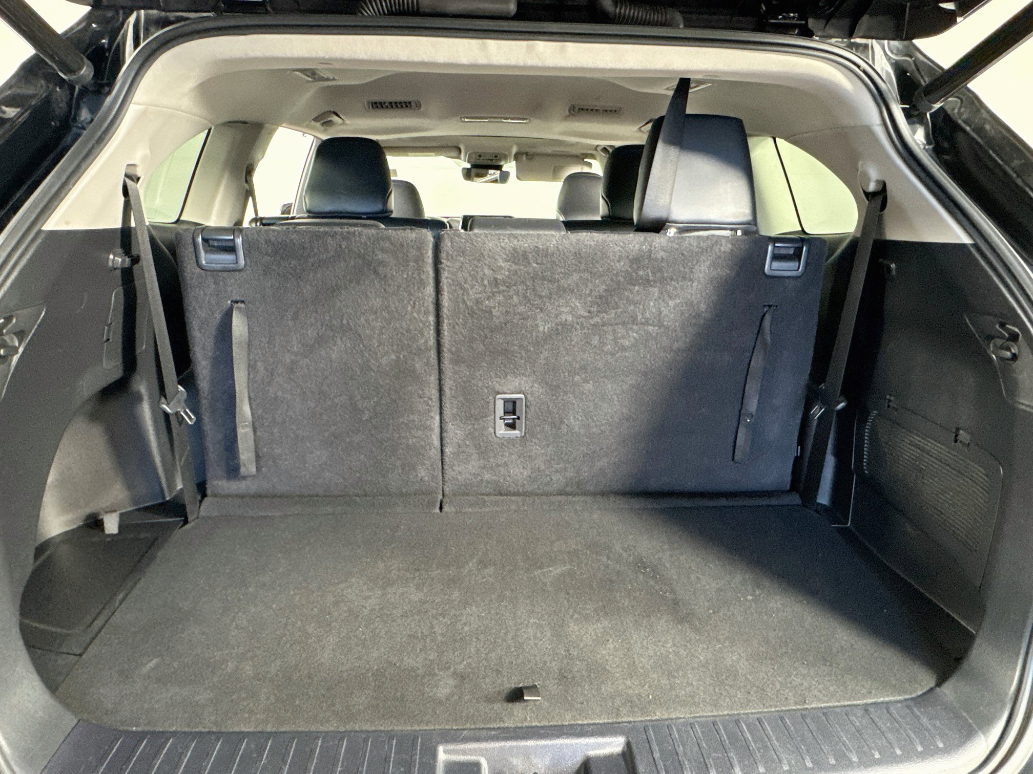 Certified 2023 Toyota Highlander XLE AWD/4WD image 20