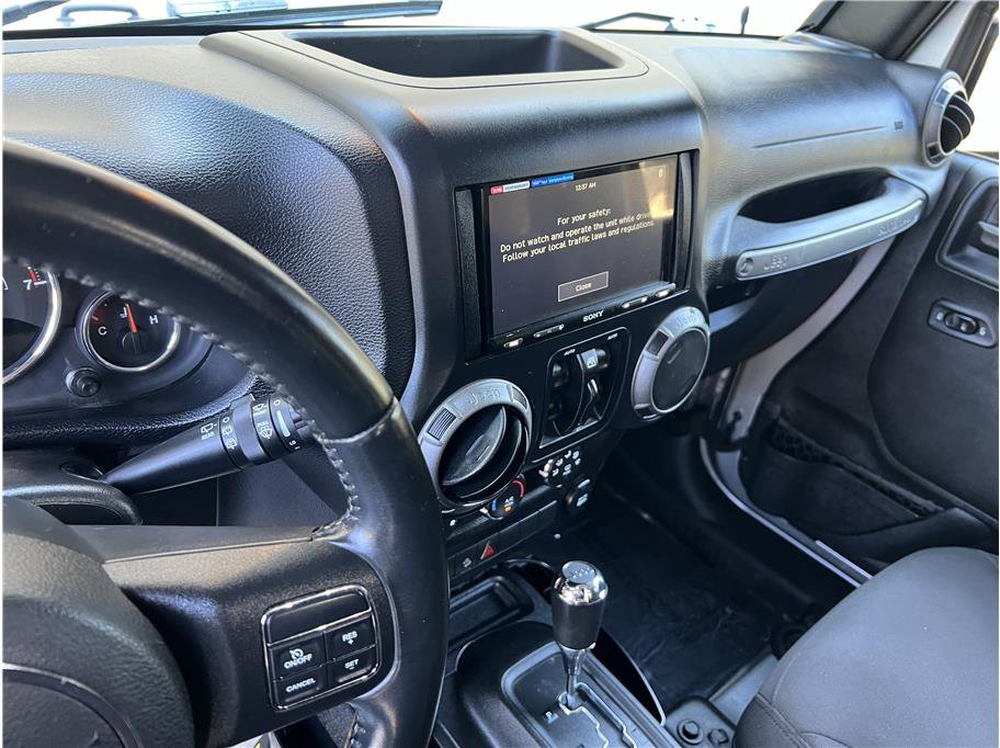 Used 2017 Jeep Wrangler Unlimited Sport w/ Quick Order Package 24S image 32