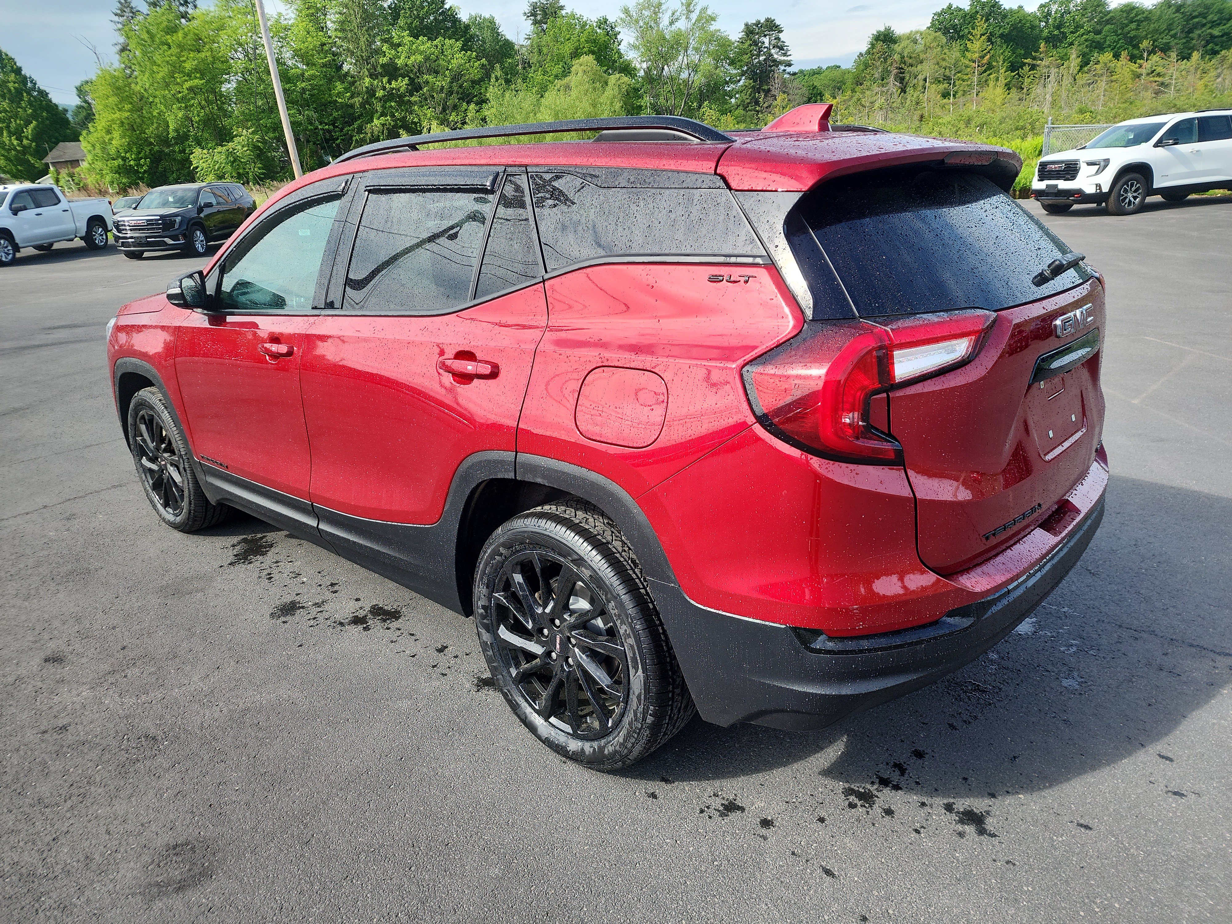 Certified 2023 GMC Terrain SLT w/ Elevation Edition AWD/4WD image 6