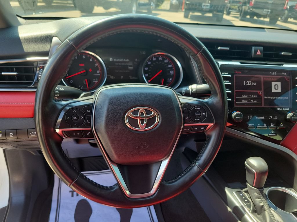 Used 2020 Toyota Camry XSE FWD image 22