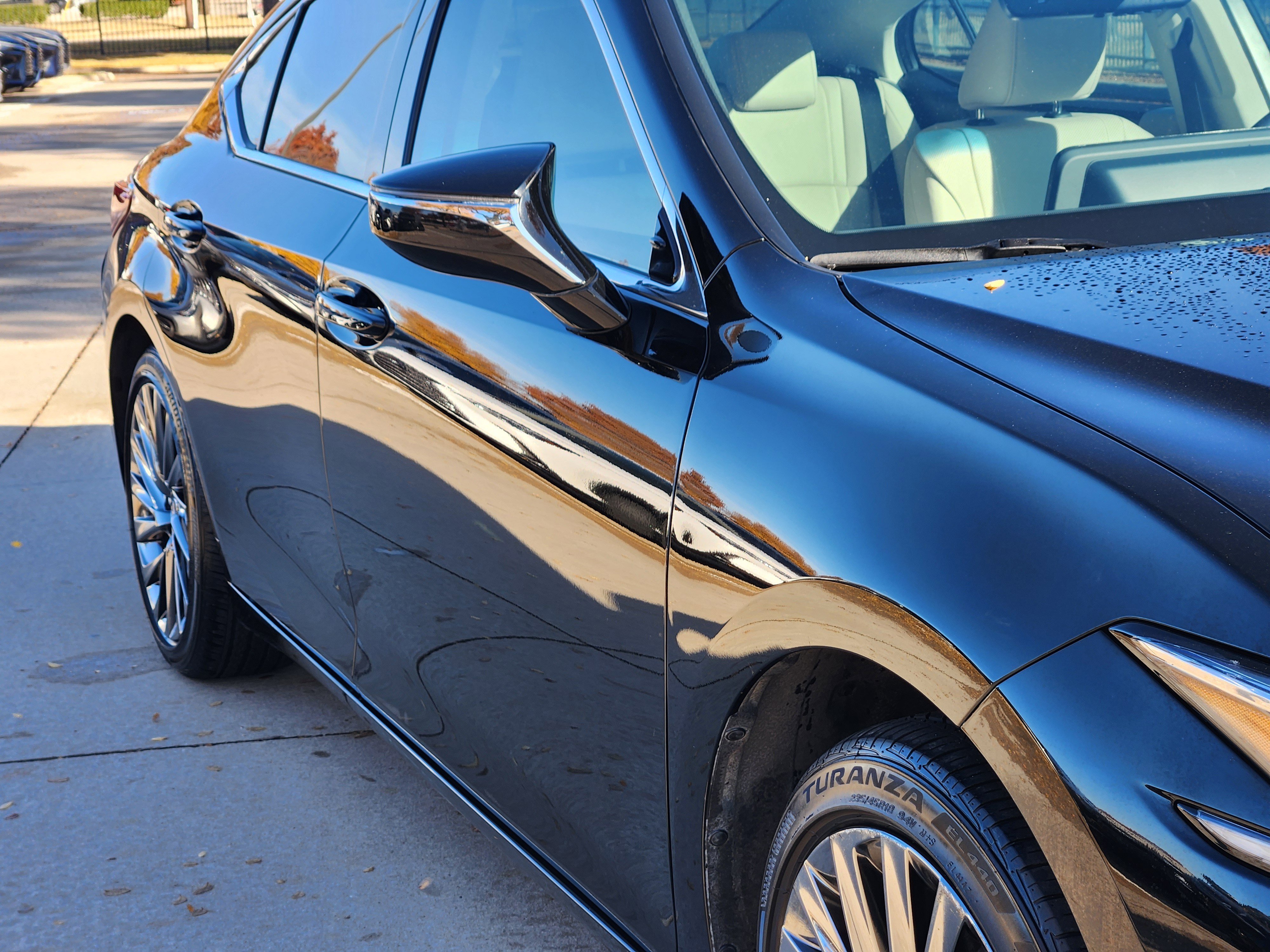 Used 2024 Lexus ES 350 w/ Luxury Package image 8