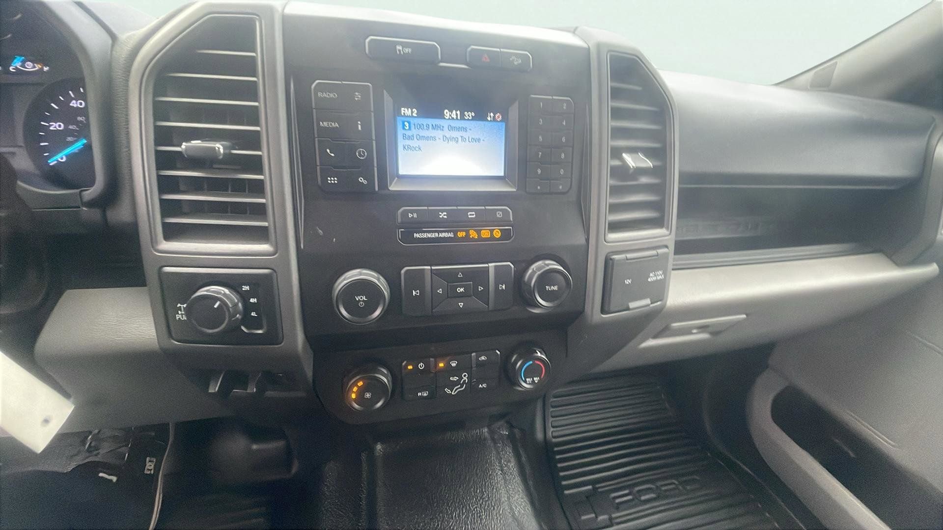 Used 2022 Ford F250 XL w/ STX Appearance Package image 13