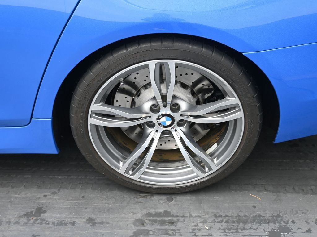 Used 2013 BMW M5 image 10