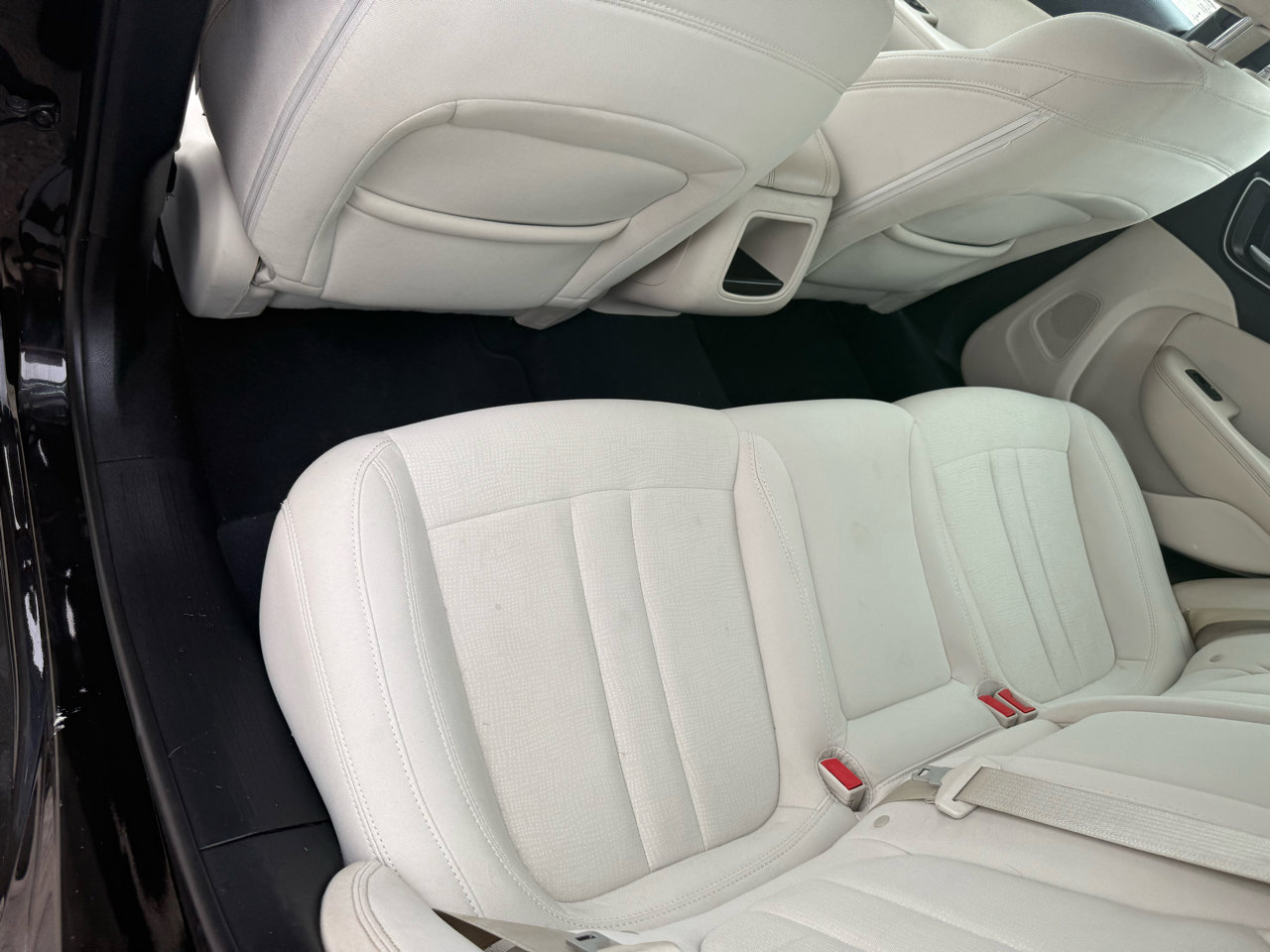 Used 2015 Chrysler 200 Limited image 45