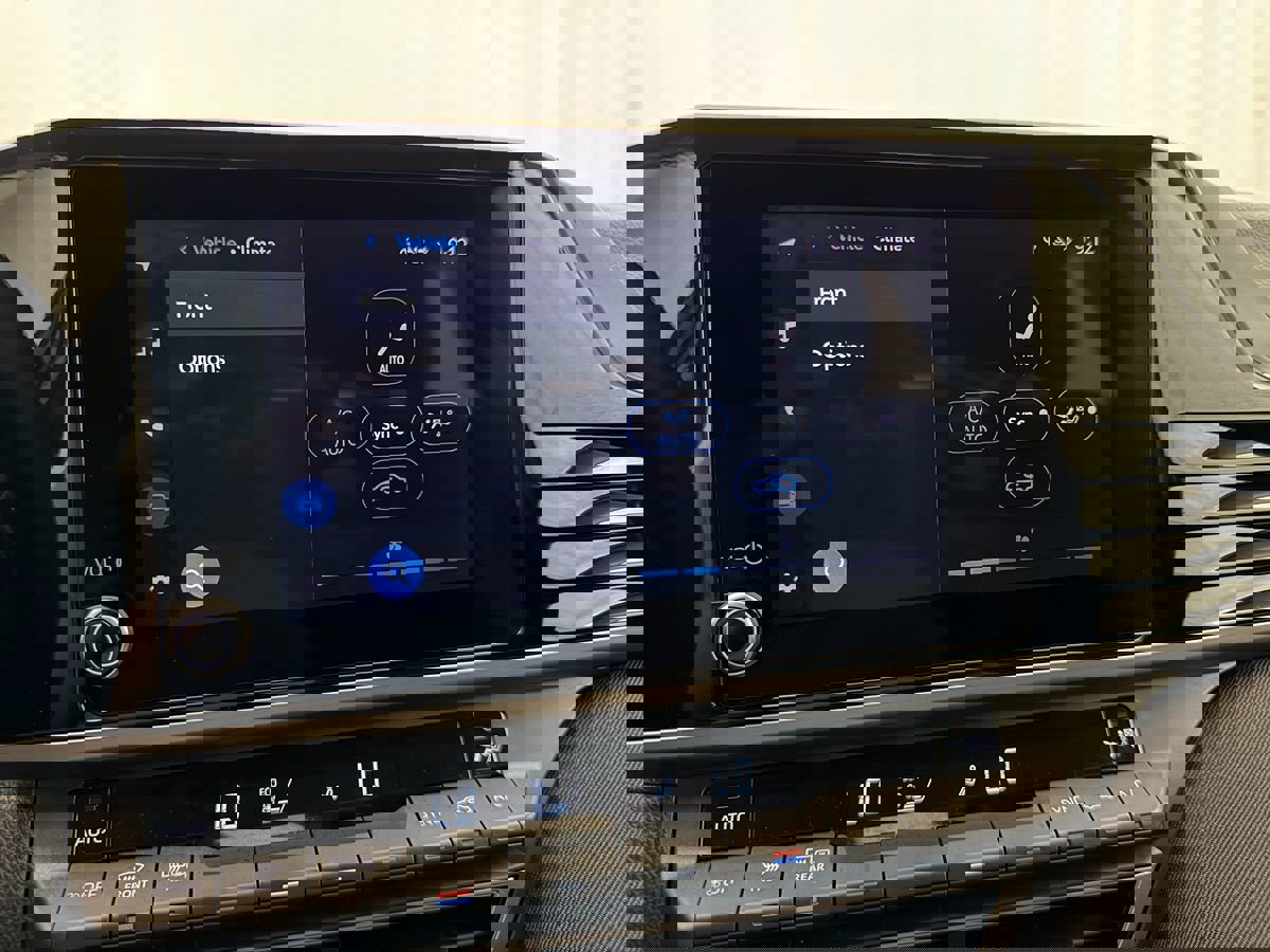 Used 2025 Toyota Camry LE image 24