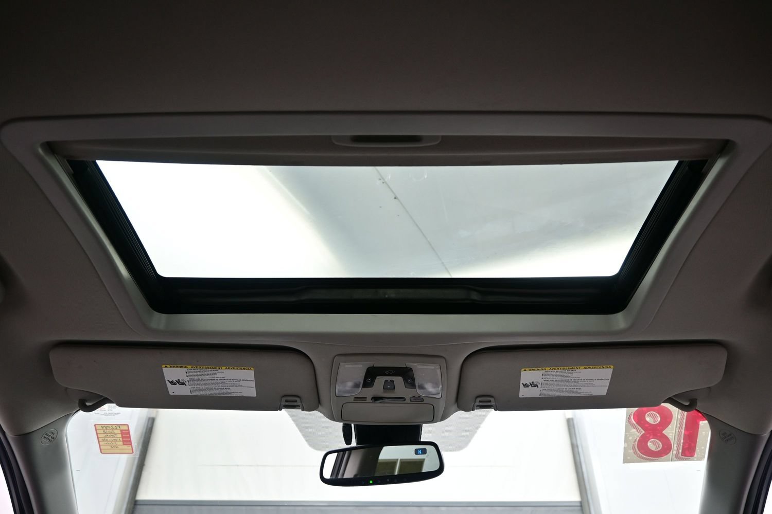 Used 2018 Toyota Sienna XLE FWD image 19