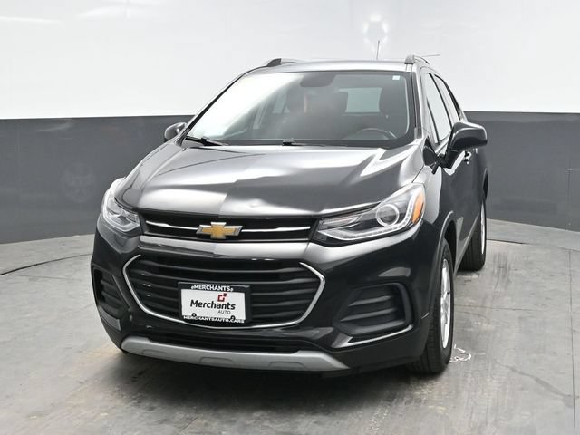 Used 2020 Chevrolet Trax LT w/ LT Convenience Package FWD image 2