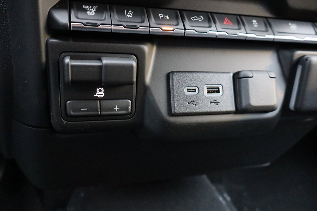 New 2026 Chevrolet Silverado 2500 Custom w/ Custom Value Package image 10