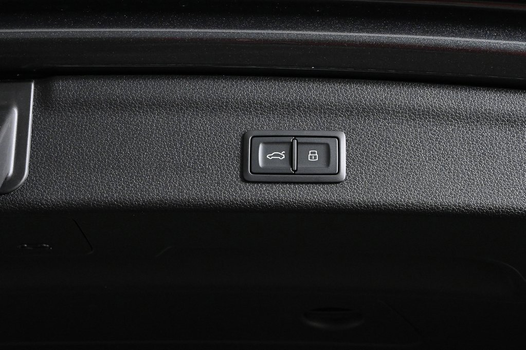 New 2025 Audi Q3 2.0T Premium Plus image 31