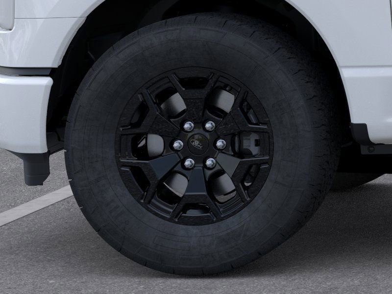 New 2025 Ford F150 Lightning XLT image 19