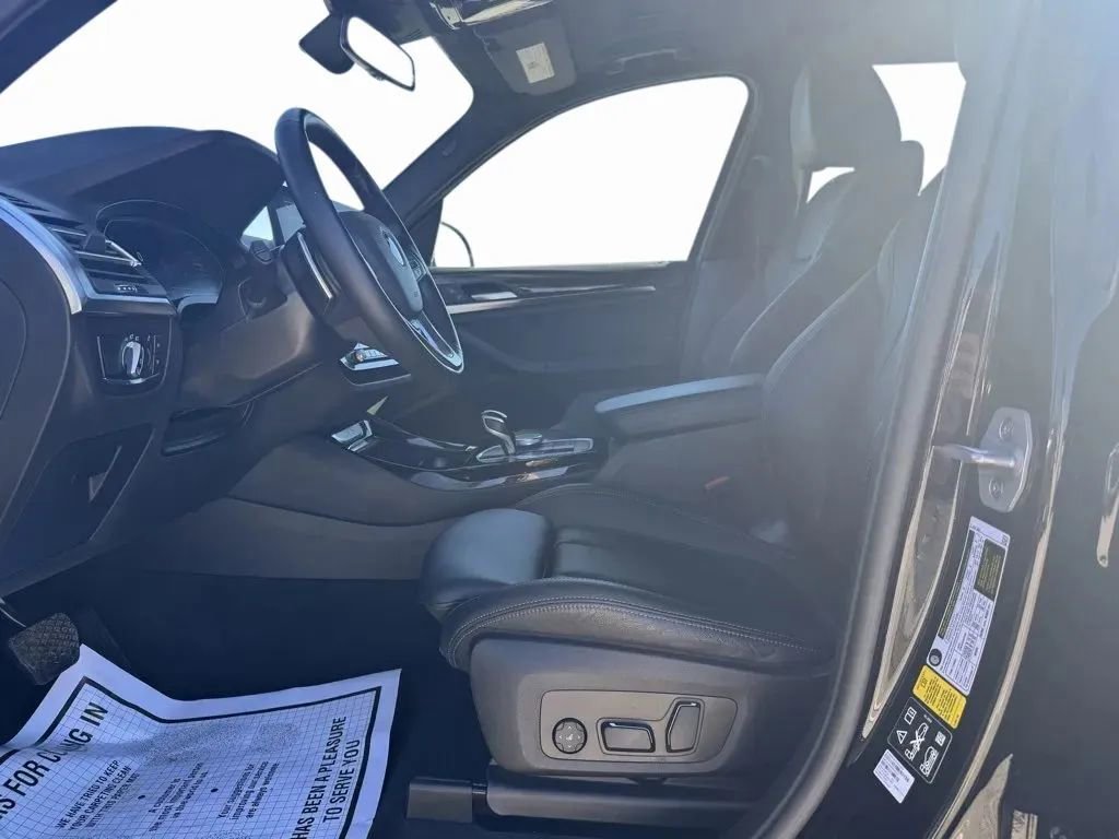 Used 2024 BMW X3 xDrive30i w/ Premium Essential Package image 9