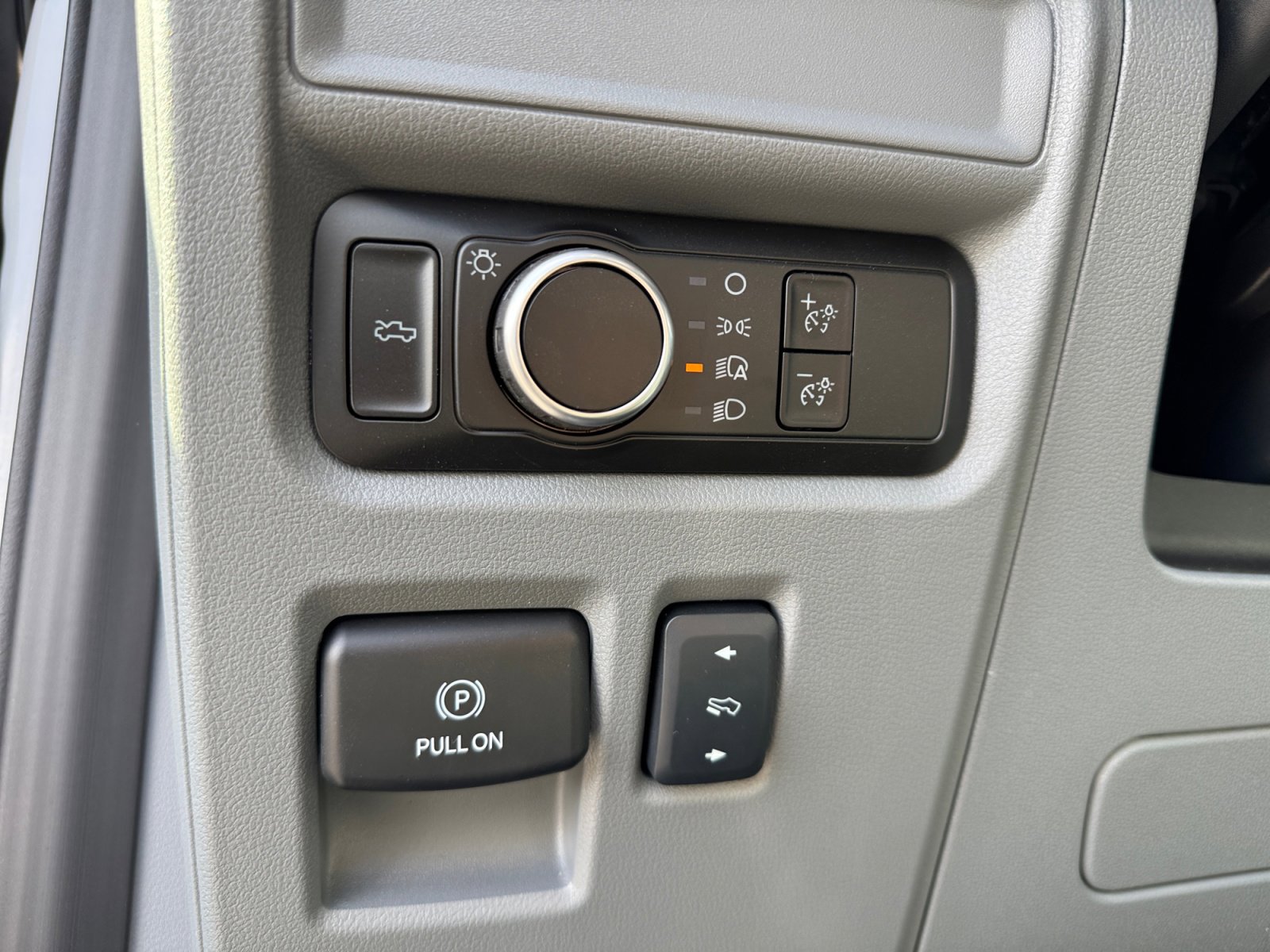 New 2025 Ford F150 Lightning Flash image 31