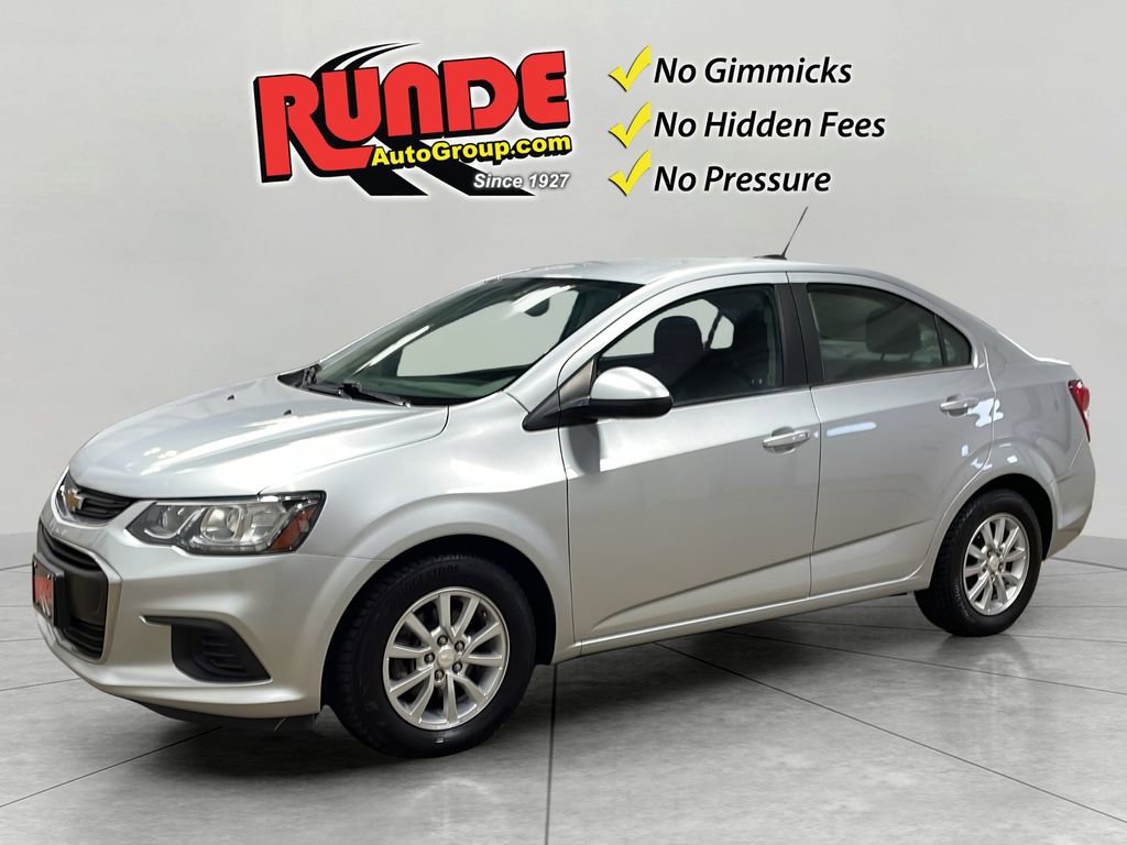 Used 2019 Chevrolet Sonic LT FWD image 1