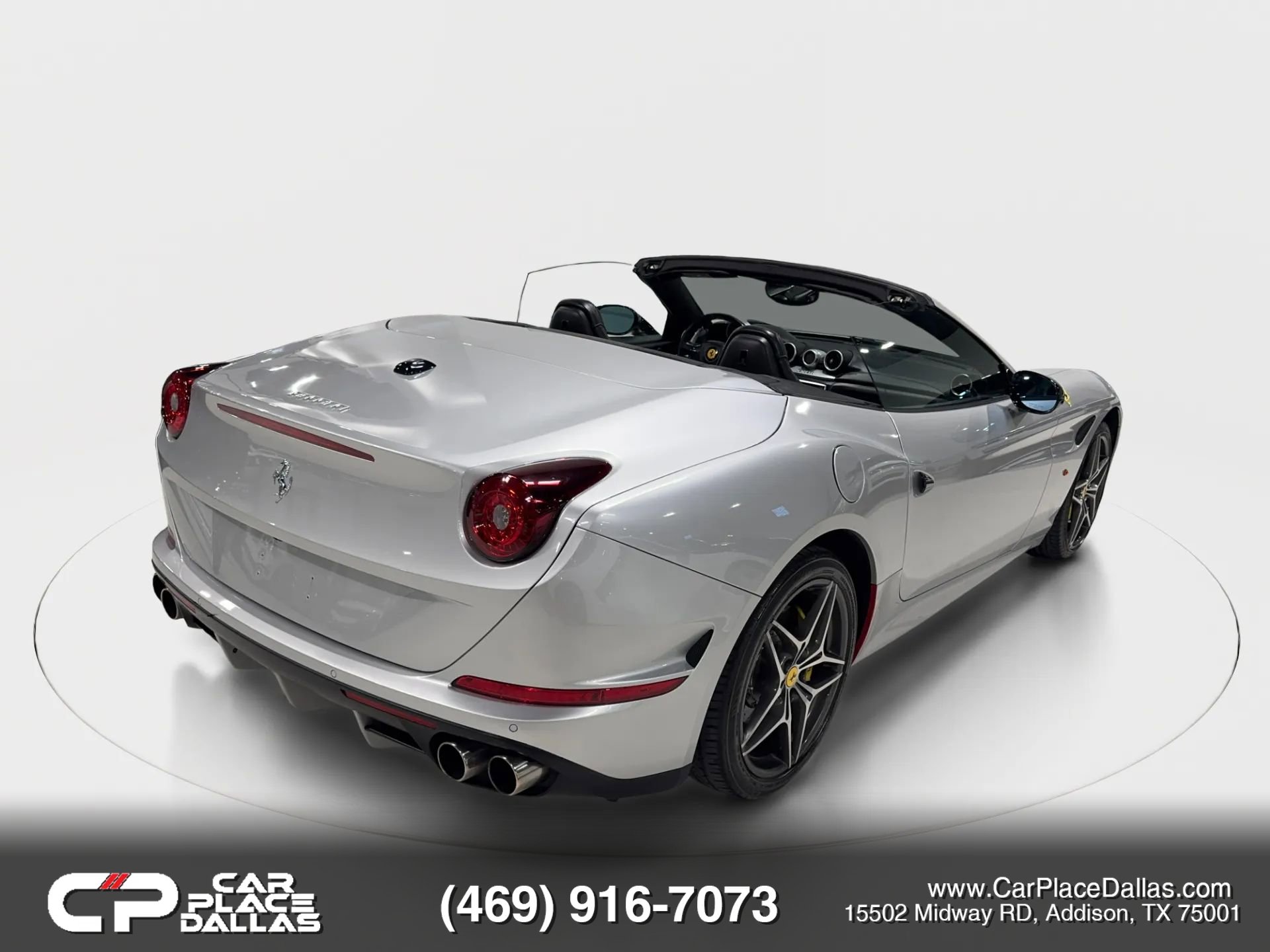 Used 2016 Ferrari California T image 13