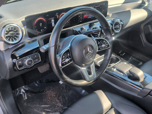 Used 2023 Mercedes-Benz CLA 250 4MATIC w/ Premium Package image 18