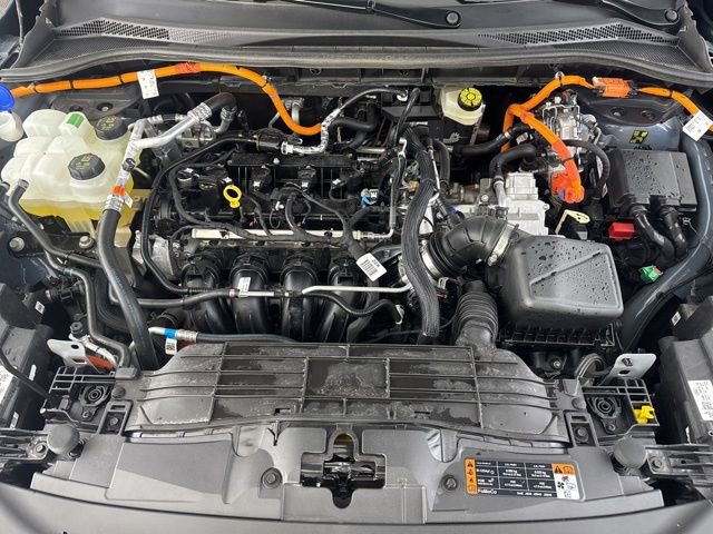 Used 2025 Ford Escape SE w/ PHEV Premium Package FWD image 19