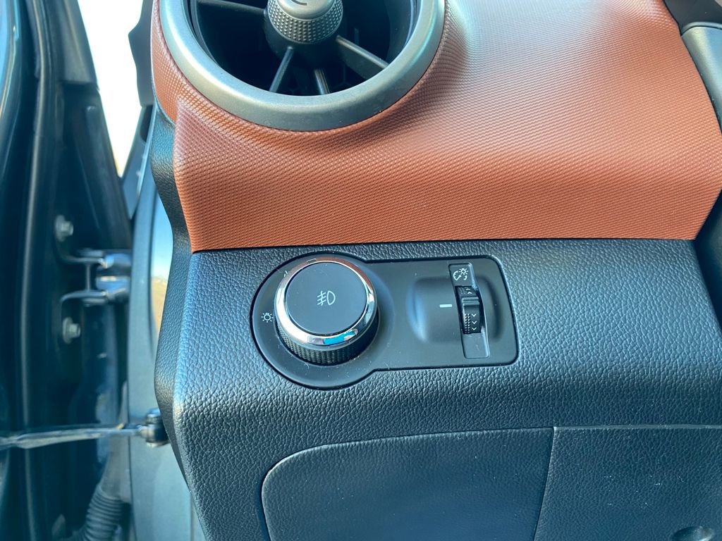 Used 2013 Chevrolet Sonic LTZ image 29