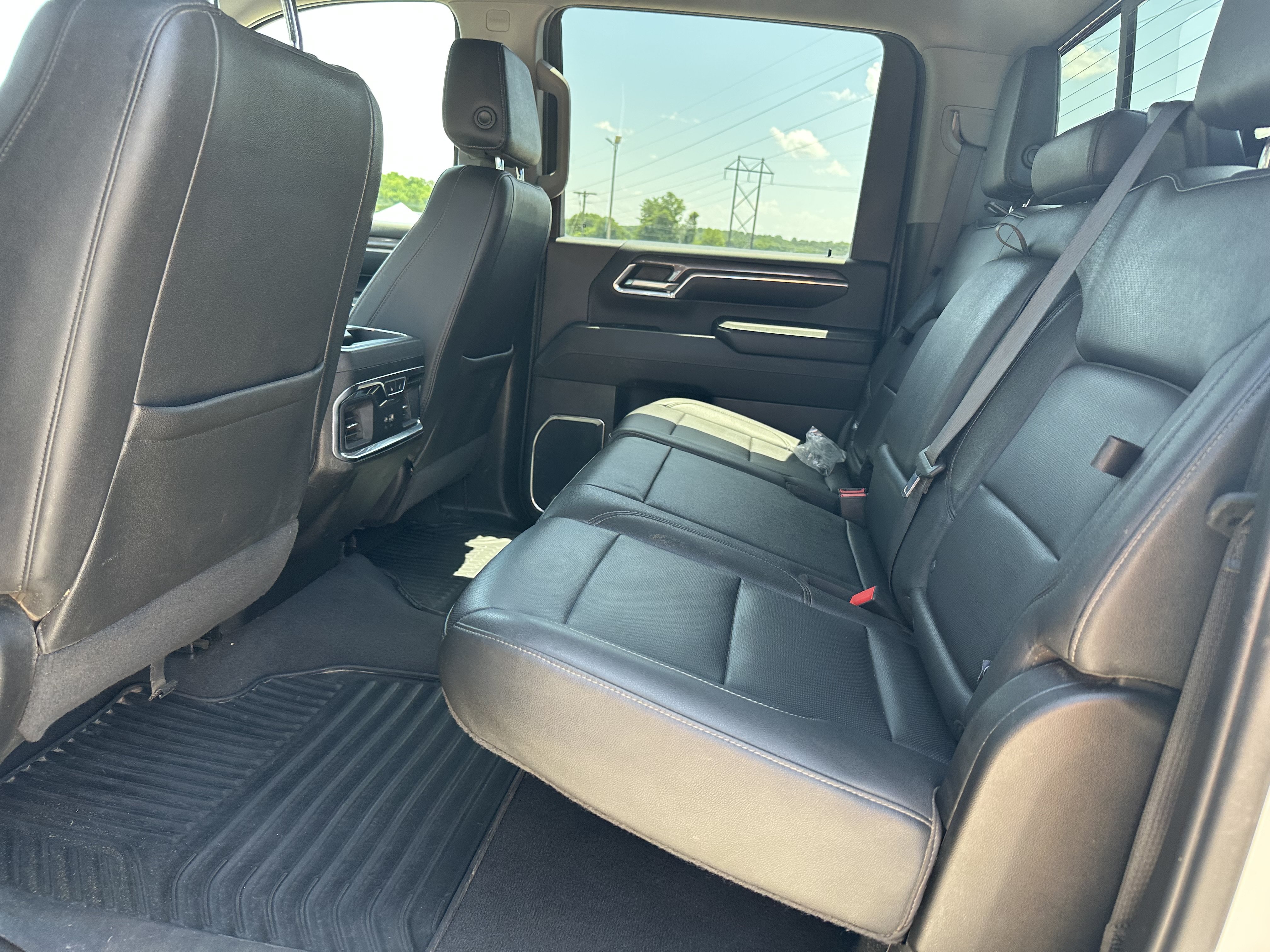 Used 2024 Chevrolet Silverado 2500 LTZ w/ LTZ Plus Package AWD/4WD image 23