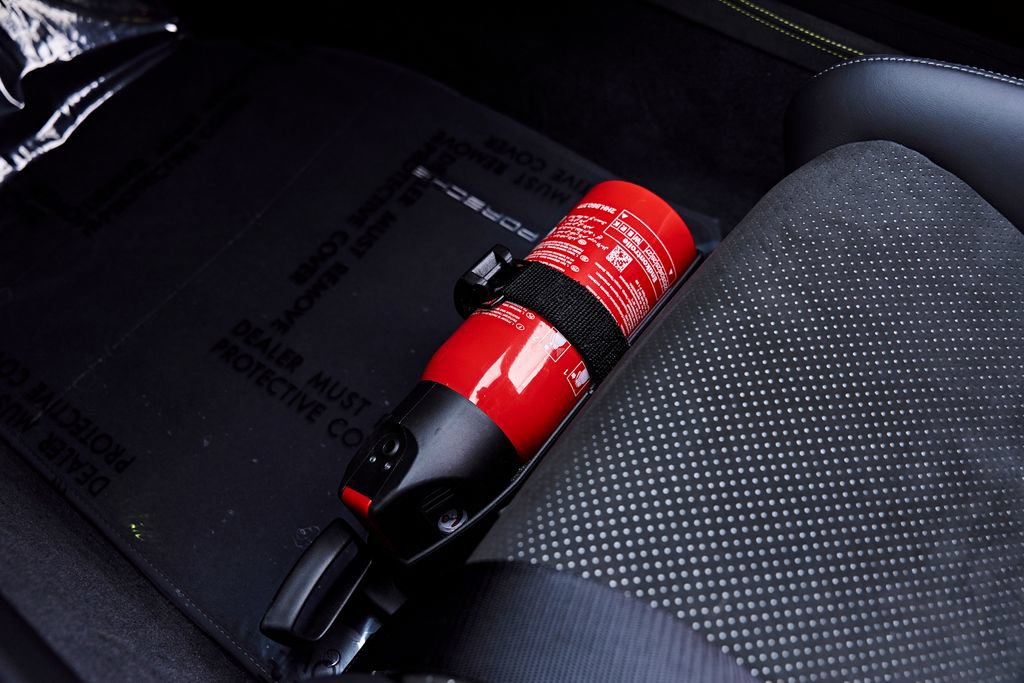 Used 2024 Porsche 911 GT3 RS w/ Weissach Package RWD image 87