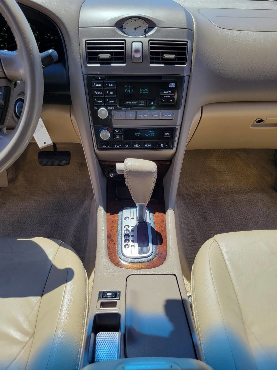 Used 2001 INFINITI I30 image 25