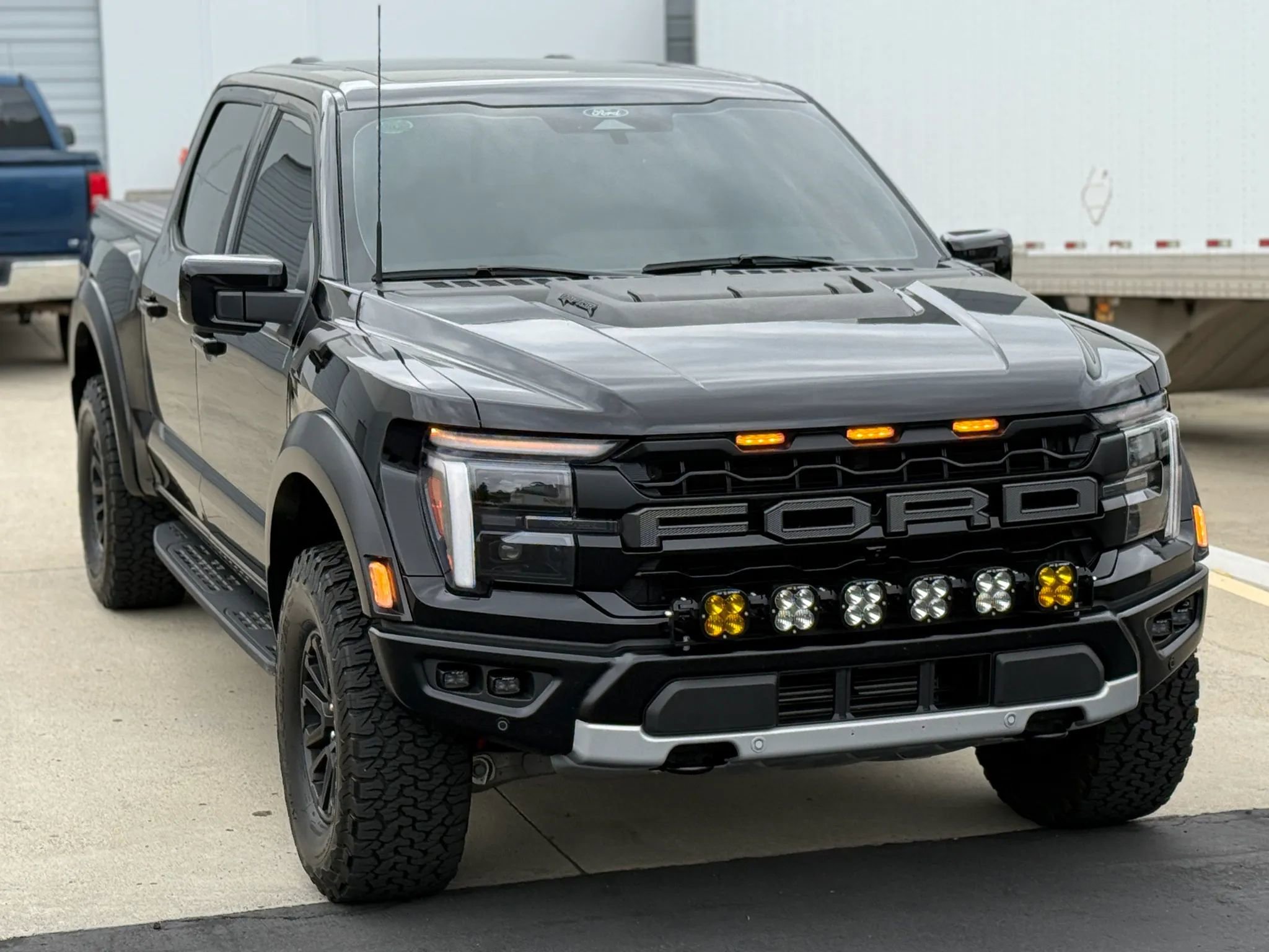 Used 2025 Ford F150 Raptor AWD/4WD image 20