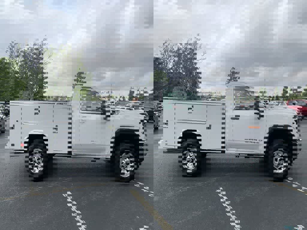 New 2024 GMC Sierra 3500 Pro w/ Convenience Package image 7