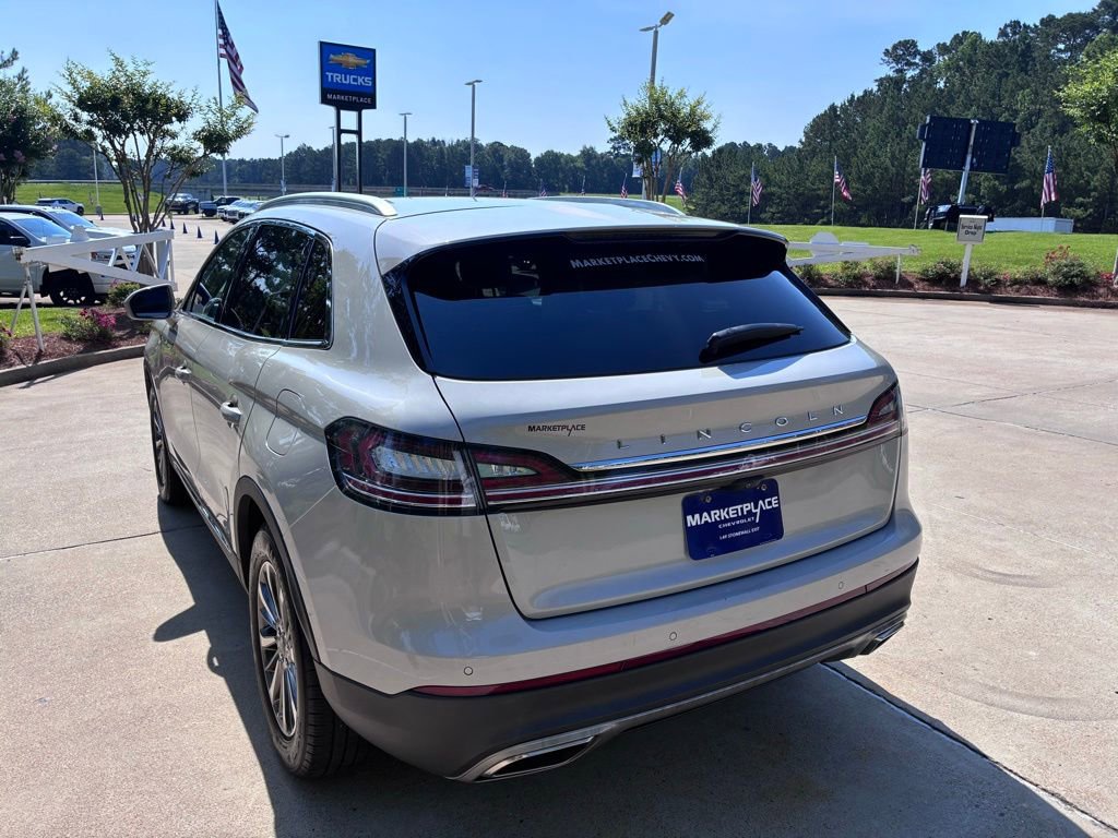 Used 2020 Lincoln Nautilus FWD w/ Equipment Group 101A image 8