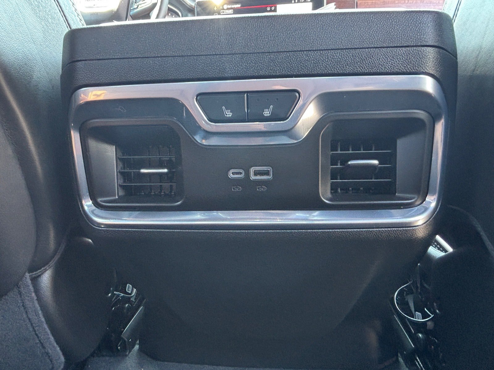 Used 2026 GMC Sierra 1500 Denali Ultimate AWD/4WD image 28
