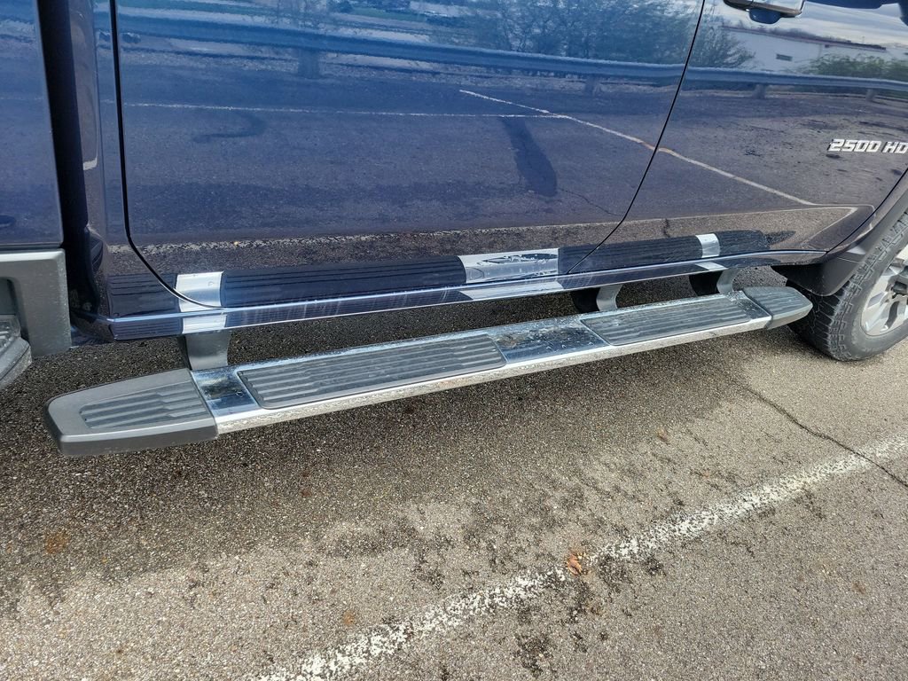 Used 2022 Chevrolet Silverado 2500 LT w/ Convenience Package image 14