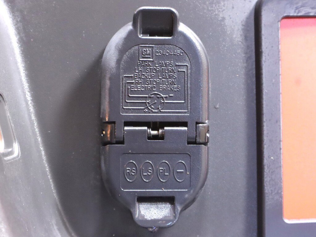 Used 2018 Chevrolet Colorado W/T w/ WT Convenience Package image 30