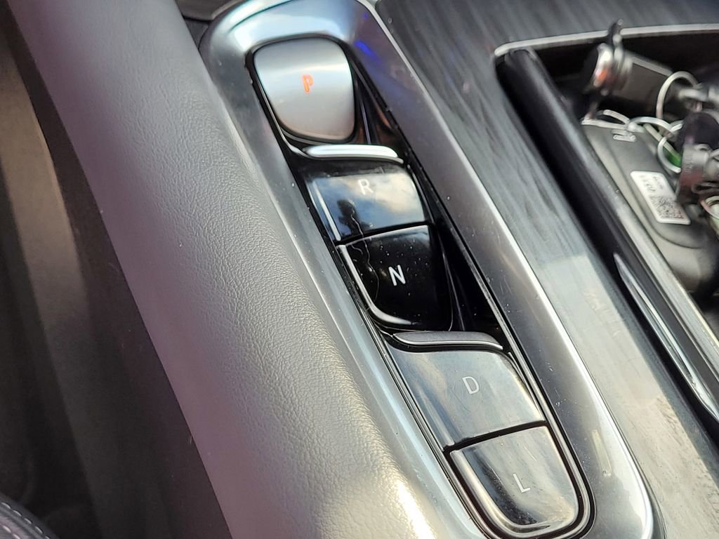 Used 2024 Buick Enclave Premium AWD/4WD image 22