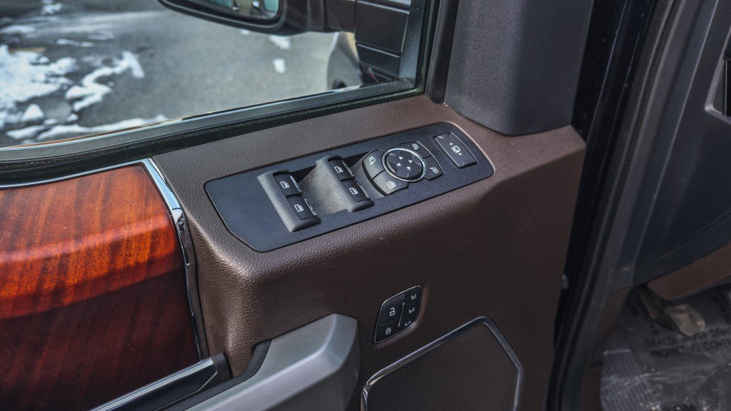 Used 2022 Ford F350 King Ranch w/ King Ranch Ultimate Package image 32