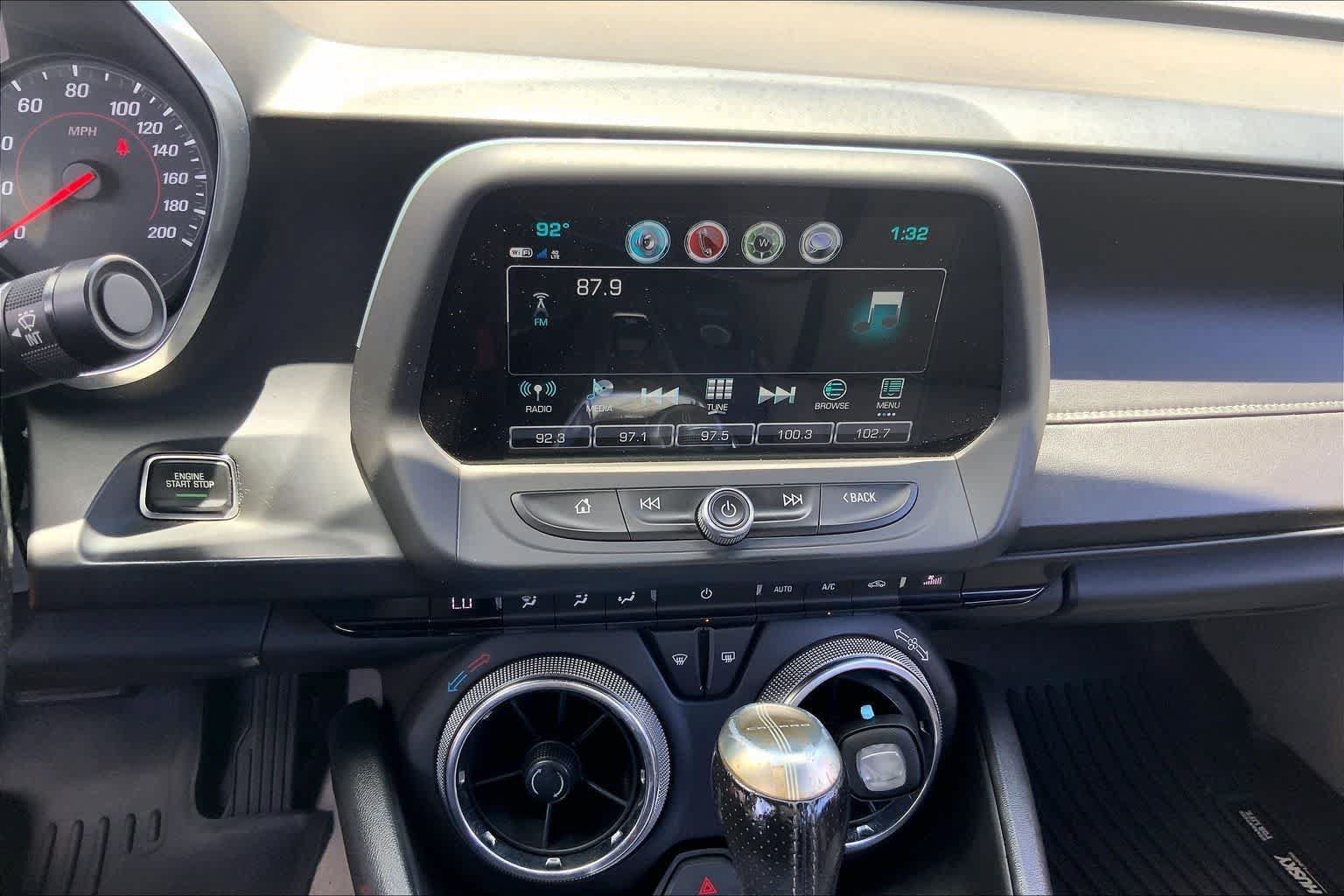 Used 2018 Chevrolet Camaro SS RWD image 33