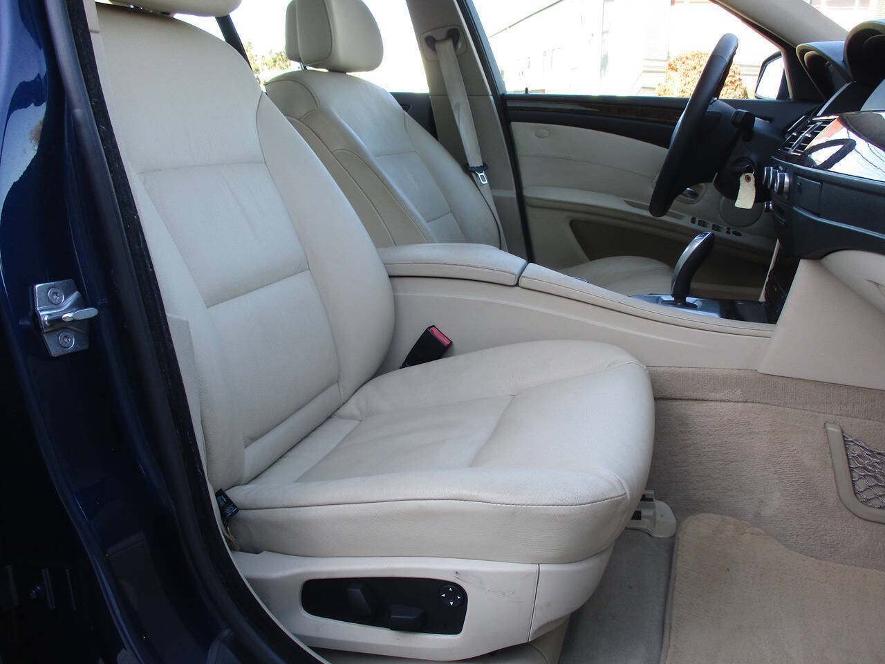 Used 2010 BMW 535i xDrive Sedan AWD/4WD image 19