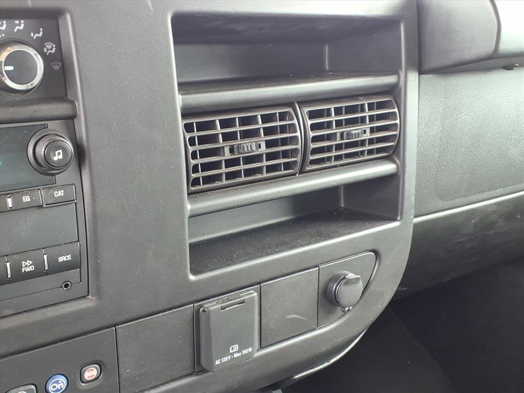 Used 2022 GMC Savana 3500 Extended w/ Power Convenience Package image 9