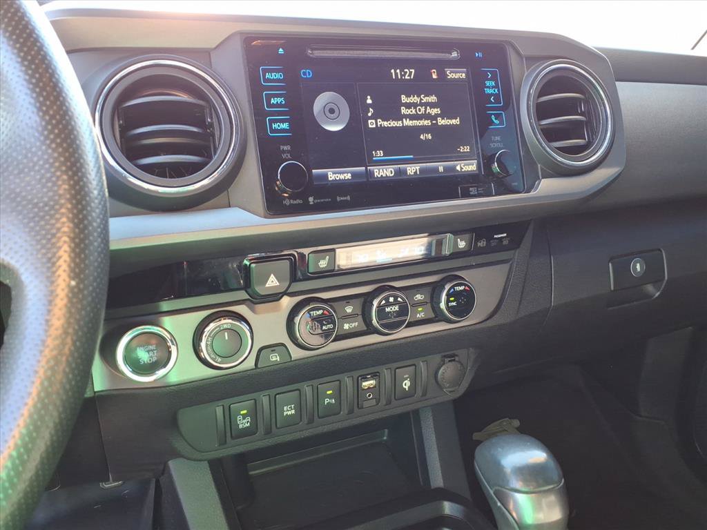 Used 2017 Toyota Tacoma TRD Sport AWD/4WD image 26