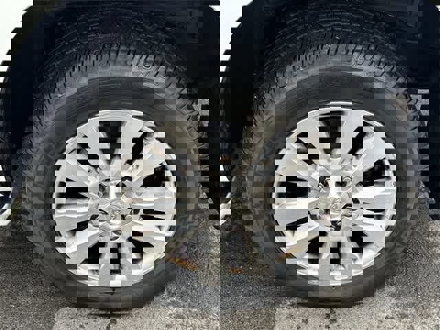 Used 2017 Toyota Sequoia Platinum image 4