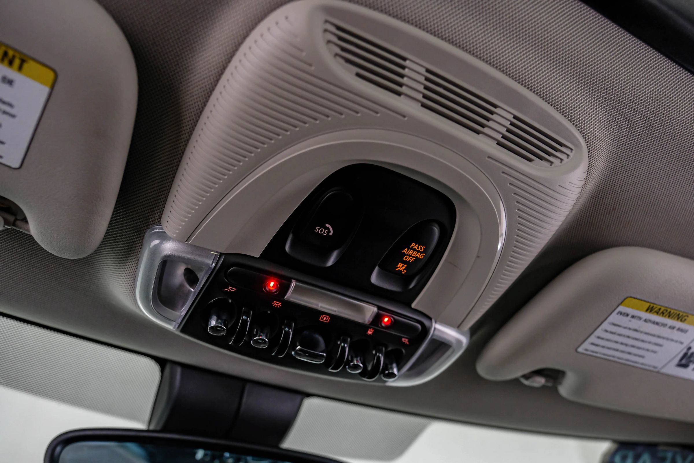 Used 2019 MINI Cooper S w/ Premium Package FWD image 38