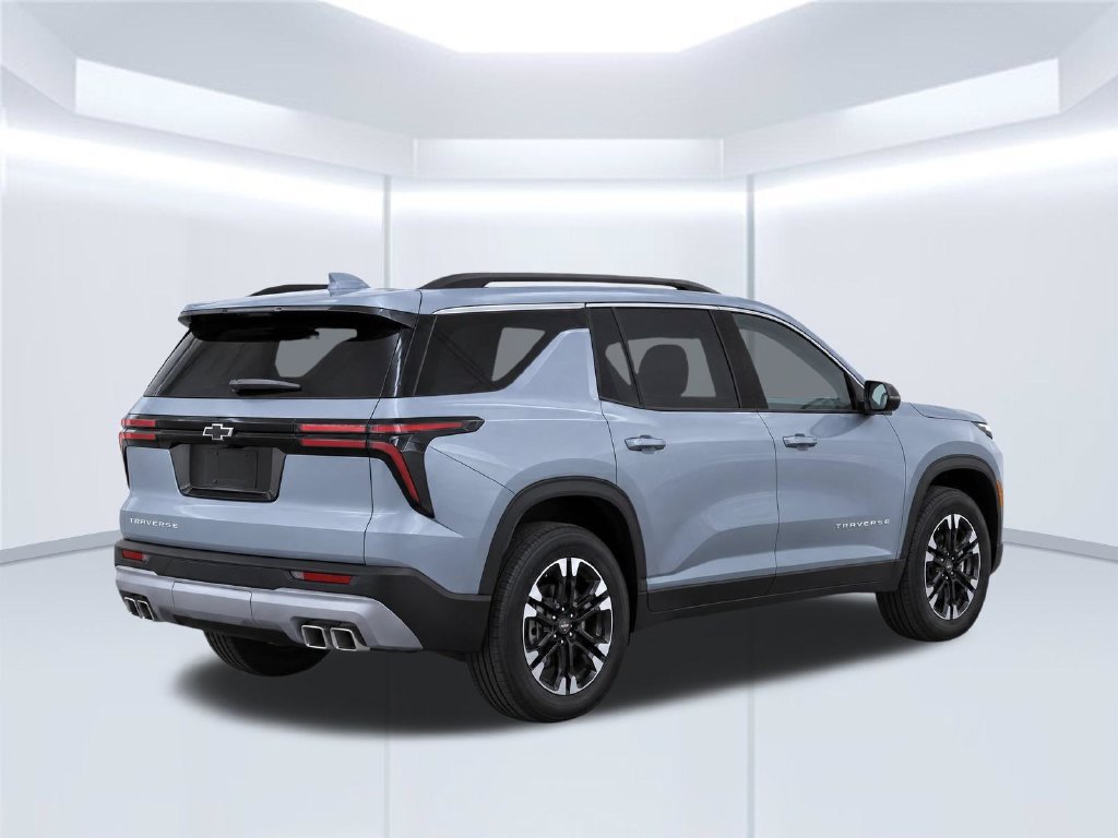 New 2027 Chevrolet Traverse LT w/ Sun and Wheel Package FWD image 4