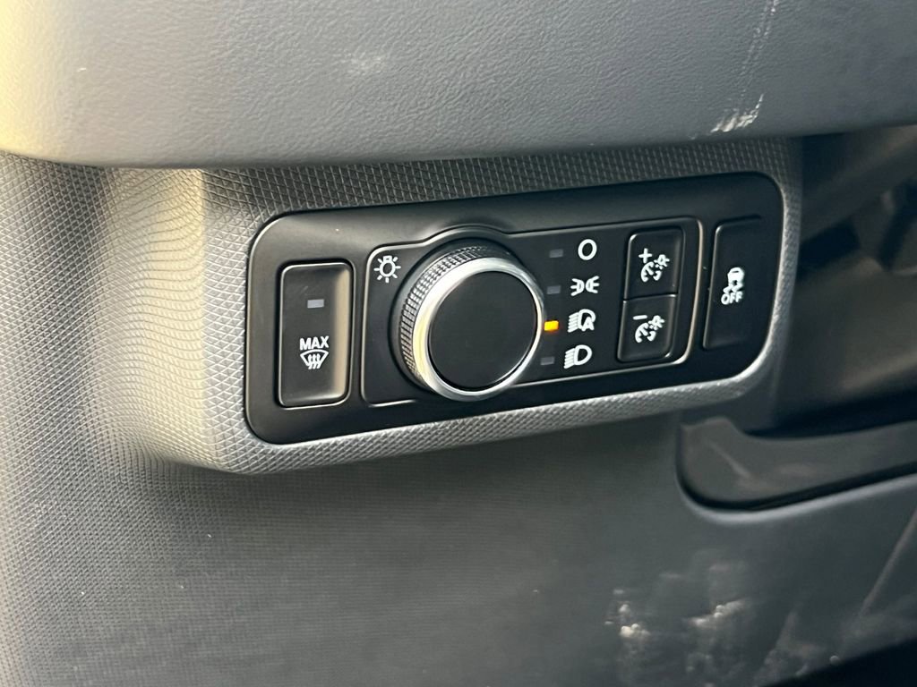 Used 2025 Ford Mustang Mach-E Premium image 29