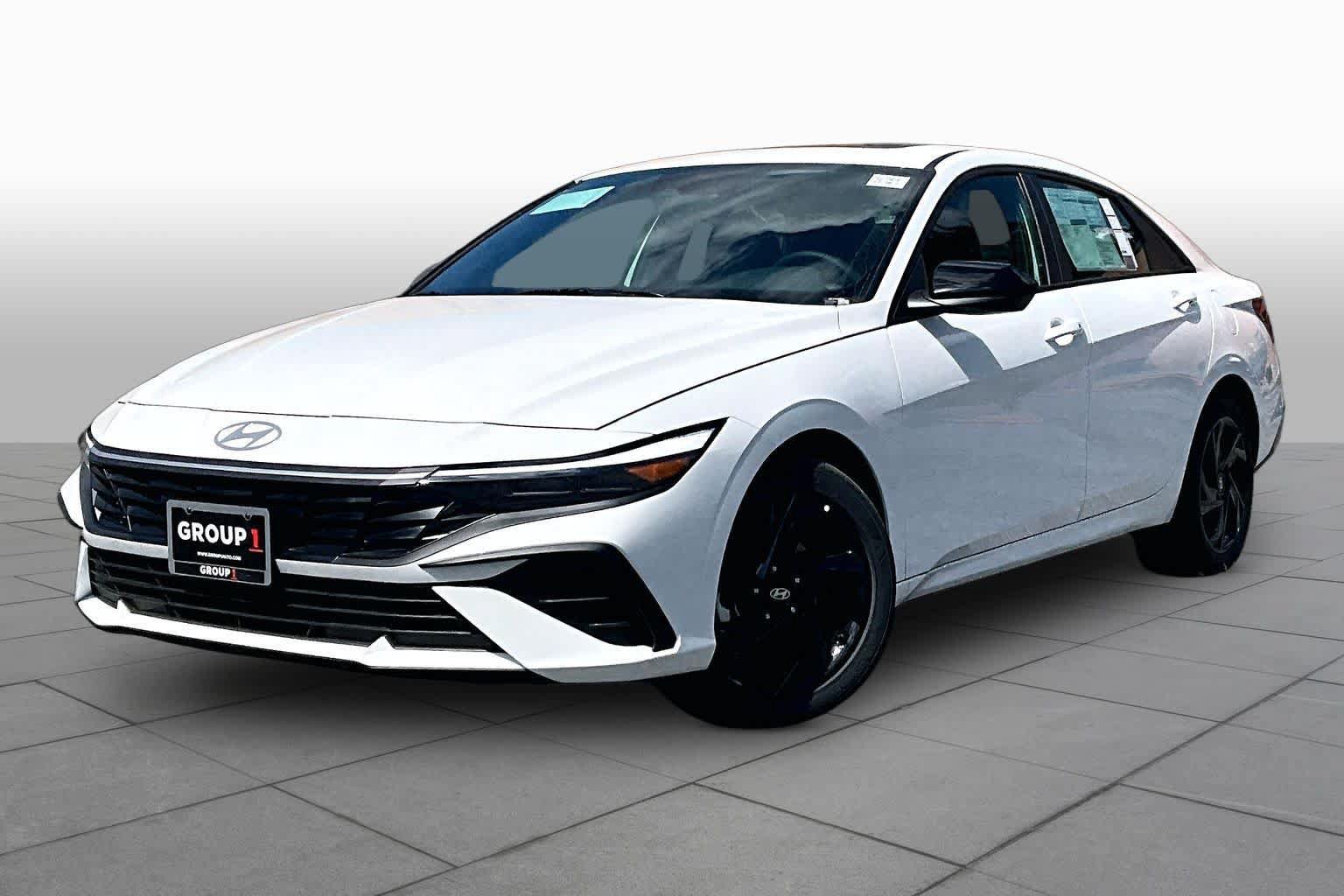 New 2026 Hyundai Elantra SEL Sport FWD image 1