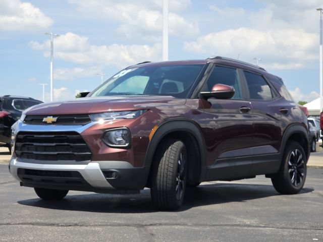 Used 2023 Chevrolet TrailBlazer LT w/ Convenience Package FWD image 11
